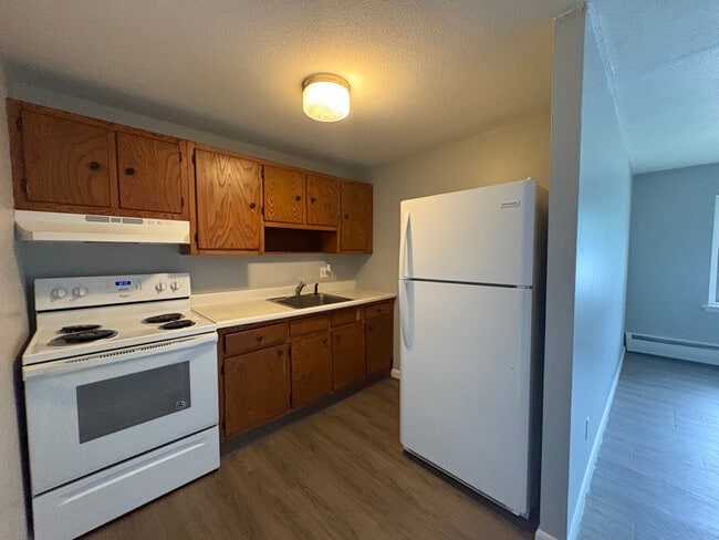 property at 711 E Main St