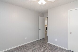 1305 53rd St in Lubbock, TX - Building Photo - Building Photo