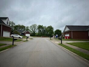 106 Wisteria Ln in Frankfort, KY - Building Photo - Building Photo