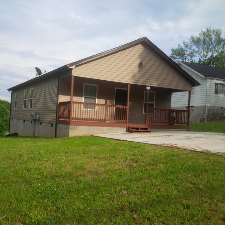 1506 Greenwood Rd in Chattanooga, TN - Building Photo