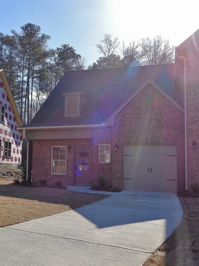 4241 Lochshire Ln