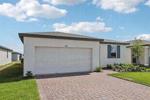3872 Giorgio Dr in Winter Haven, FL - Building Photo