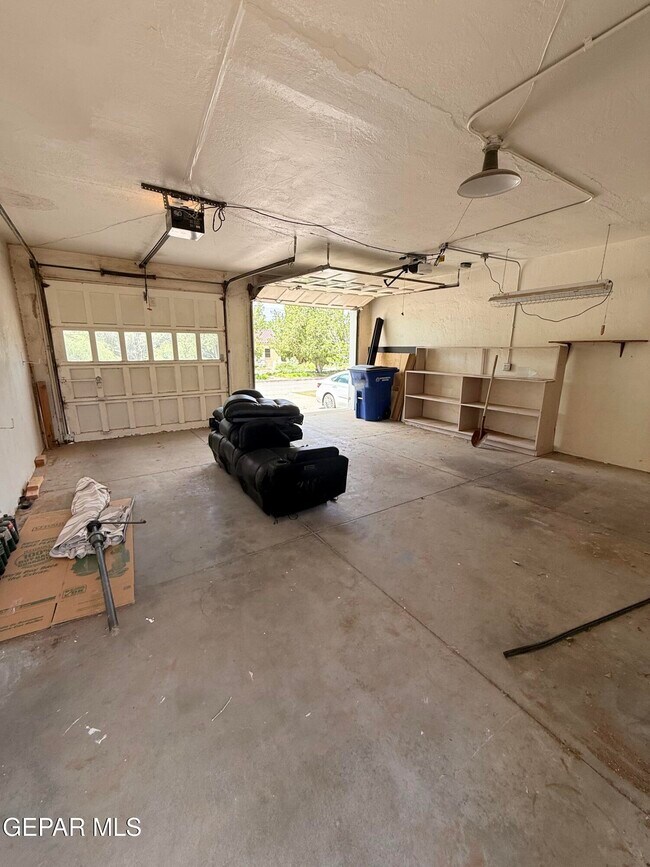 601 Blacker Ave in El Paso, TX - Building Photo - Building Photo