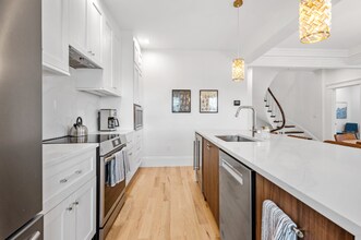 30 E Main St in Westborough, MA - Building Photo - Building Photo