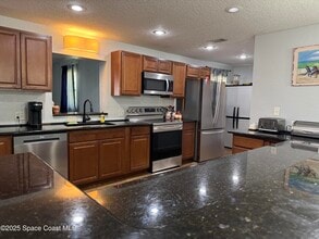 872 Bartel Ct in Rockledge, FL - Foto de edificio - Building Photo