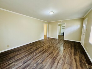 626 Tuckaseege Rd in Mount Holly, NC - Building Photo - Building Photo
