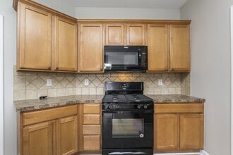 3921 Triton Ives Dr NE in Auburn, GA - Building Photo - Building Photo