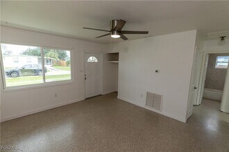 21043 Bersell Ave in Port Charlotte, FL - Building Photo - Building Photo