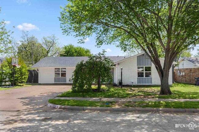 property at 4619 Tammy Dr