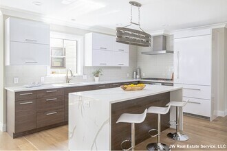 23 Winslow Rd in Brookline, MA - Building Photo - Building Photo