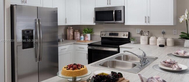 2695 SE 19th St in Homestead, FL - Building Photo - Building Photo