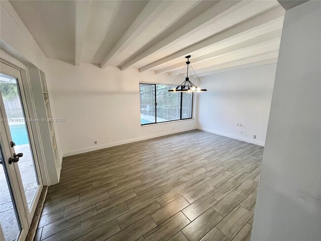 5714 Greene St in Hollywood, FL - Building Photo - Building Photo