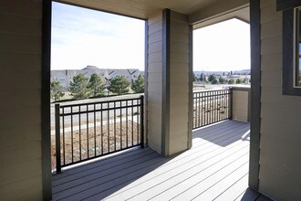 Highlands at Red Hawk in Castle Rock, CO - Foto de edificio - Interior Photo