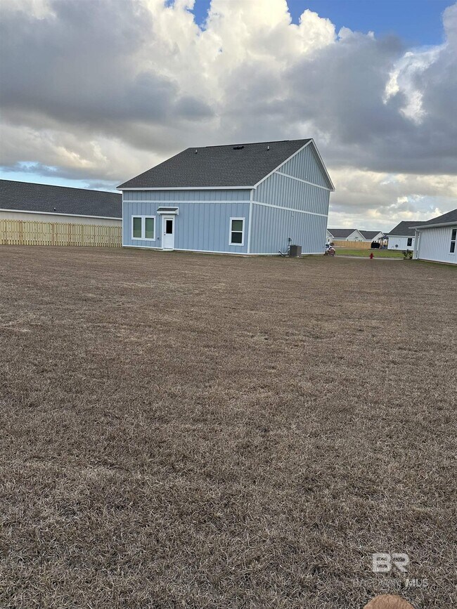 19315 Gray Horse Dr in Foley, AL - Building Photo - Building Photo