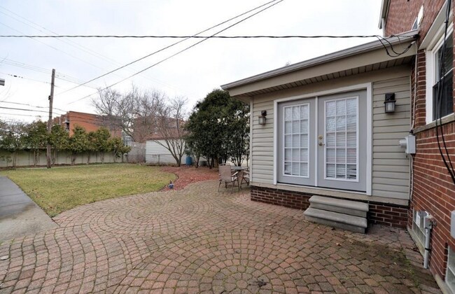 3112 Guilford Drive in Royal Oak, MI - Foto de edificio - Building Photo