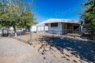 7936 Meadowlark St in Mohave Valley, AZ - Foto de edificio - Building Photo