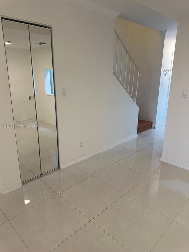 1624 NW 90th Way in Pembroke Pines, FL - Building Photo - Building Photo