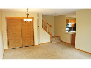 14576 Evergreen Trail in Apple Valley, MN - Building Photo - Building Photo