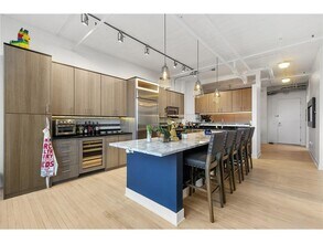 290 Market St in Minneapolis, MN - Foto de edificio - Building Photo