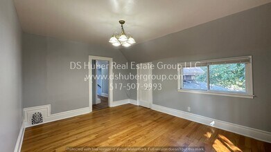 533.5 Seymour Ave in Lansing, MI - Building Photo - Building Photo