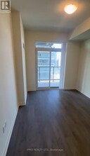 38-2538 Annie Craig Dr in Toronto, ON - Building Photo - Building Photo