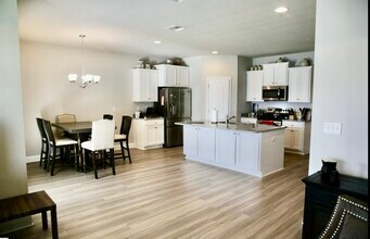 115 Moonraker Cir in Panama City Beach, FL - Building Photo - Building Photo