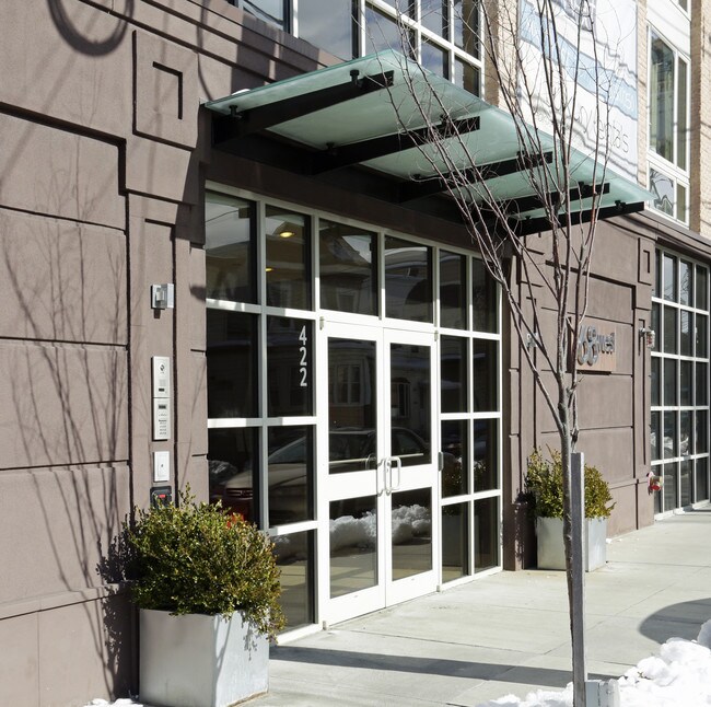 68 West Utopia in Guttenberg, NJ - Foto de edificio - Building Photo