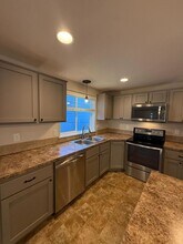 1215 SE 5th St in Battle Ground, WA - Building Photo - Building Photo