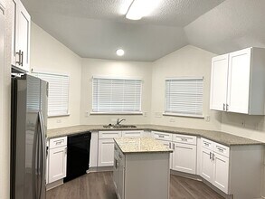 2115 Rosemary Ln in Round Rock, TX - Building Photo - Building Photo
