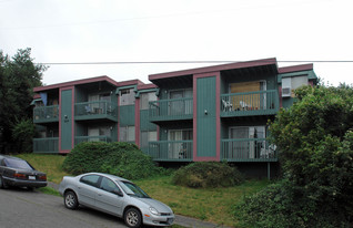 604 Eastside St NE Apartments