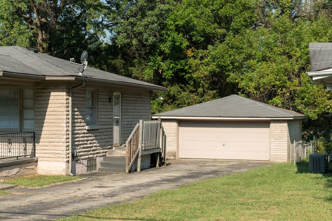 4320 Dohn Ave in Louisville, KY - Building Photo - Building Photo