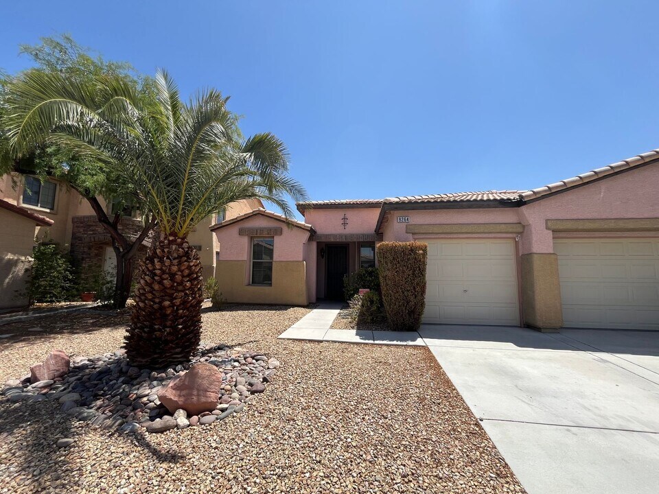 9264 Branford Hills St in Las Vegas, NV - Building Photo