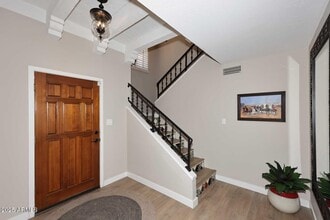 6249 N 78th St in Scottsdale, AZ - Foto de edificio - Building Photo