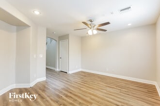 7440 Margollini St in Las Vegas, NV - Building Photo - Building Photo