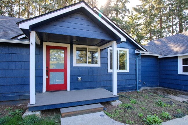 860 Boxwood Ln SE in Salem, OR - Building Photo - Building Photo