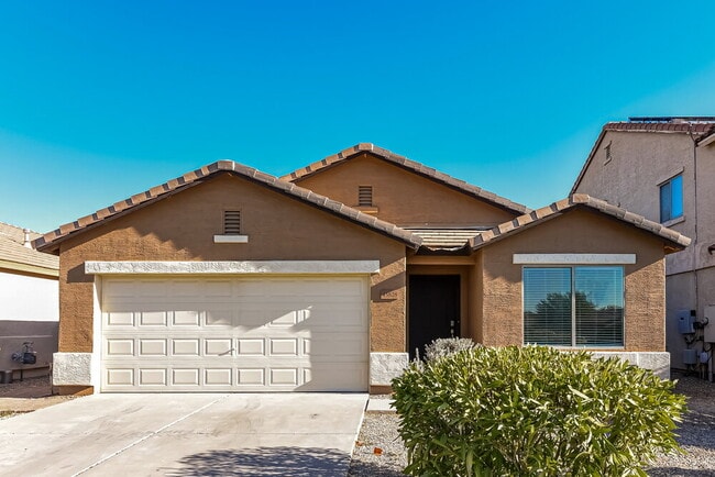 property at 45828 W Tulip Ln