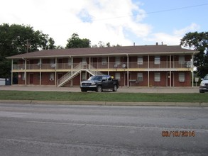 505 SW 30th St in Oklahoma City, OK - Foto de edificio - Building Photo