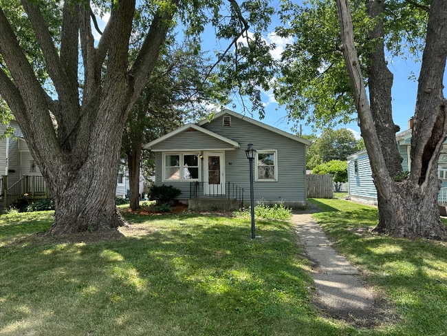 property at 275 S Douglas Ave