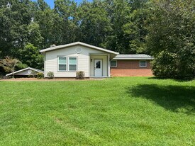 101 Valley Overlook Dr in Pisgah Forest, NC - Building Photo