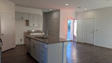 1566 Tilman Ln in Boulder City, NV - Building Photo - Building Photo