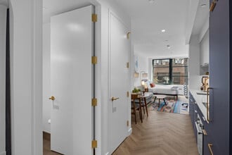 980 6th Ave in New York, NY - Foto de edificio - Building Photo