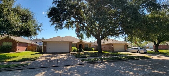 16306 April Ridge Dr in Houston, TX - Building Photo - Building Photo