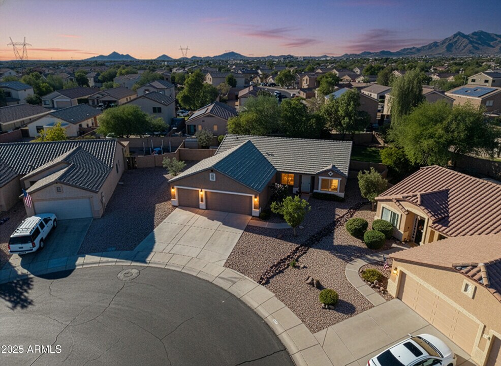 1422 S 230th Ave in Buckeye, AZ - Building Photo