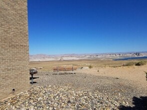 1072 Tower Butte Rd in Greenehaven, AZ - Building Photo - Building Photo