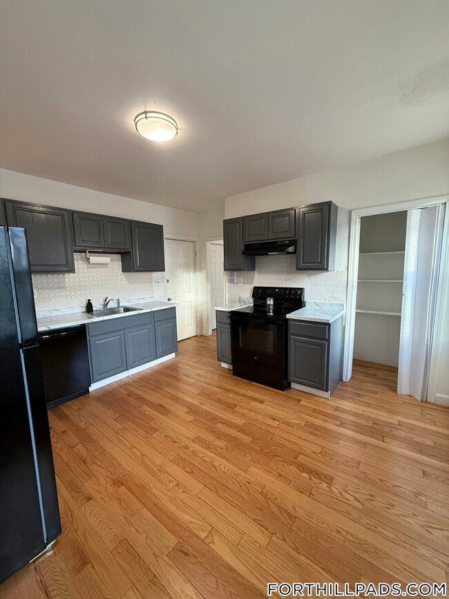 155 Centre St in Boston, MA - Foto de edificio - Building Photo