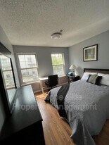 1 Cornerstone Ln in Newark, NJ - Building Photo