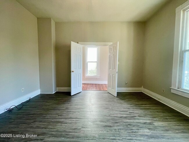 2017 W Burnett Ave in Louisville, KY - Building Photo - Building Photo