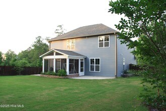 117 Roughleaf Trail in Hampstead, NC - Building Photo - Building Photo