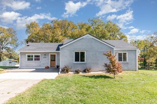 6416 Walnut Dr in Independence, KY - Building Photo