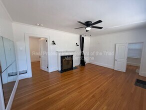 513 S Hawthorne Rd in Winston-Salem, NC - Foto de edificio - Building Photo